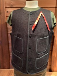 BROWN'S BEACH EARLY VEST ブラウンズビーチ　ベスト BLACK ブラック