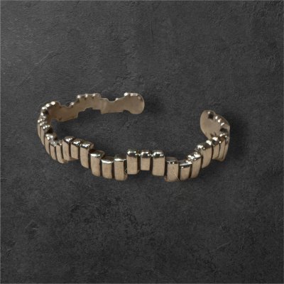 画像1: INDIANJEWELRY  Waddie Crazy Horse(ワディー クレイジーホース) インディアンジュエリー　バングル　ブレス　イコライザー