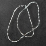 NAVAJO ナバホ族ナバホ　HAND MADE　シルバーナバホパールビーズネックレス