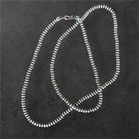 NAVAJO ナバホ族ナバホ　HAND MADE　シルバーナバホパールビーズネックレス
