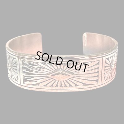 画像1: INDIANJEWELRY HOWARD NELSON  ハワード.ネルソン　サンバーストバングル