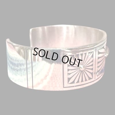 画像2: INDIANJEWELRY HOWARD NELSON  ハワード.ネルソン　サンバーストバングル