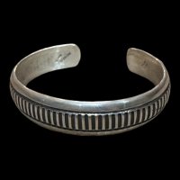 INDIANJEWELRY  Cippy Crazy Horse(シッピー クレイジーホース) インディアンジュエリー　バングル　ブレス
