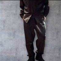 FINE CREEK  MOSSIR  OPEN DAY　ウォッシャブルレザーパンツ　　BLACK