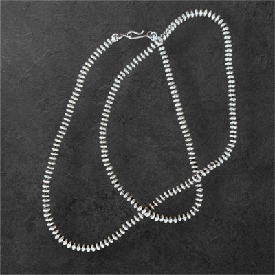 画像1: NAVAJO ナバホ族ナバホ　HAND MADE　シルバーナバホパールビーズネックレス