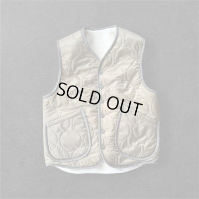 画像1: CUSHMAN　クッシュマン QUILTING&FUR　REVERSIBLE BOA VEST OLIVE/CREAM