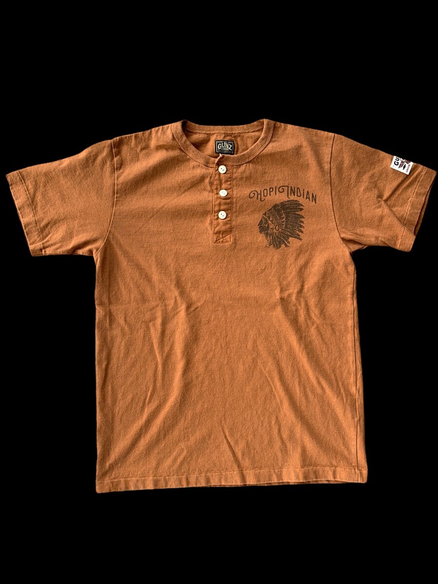 GUNZ ガンズ　ネイティブＴＥＥシャツ　ヘンリーネックティーシャツ GUNZ  NUT BROWN