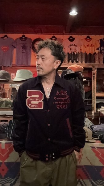 画像6: STUDO D' ARTISAN　 ステュディオ.ダ.ルチザン　コーデュロイ刺繍スタジアムジャケット　BLACK (6)