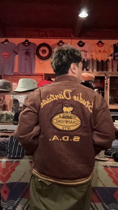 画像2: STUDO D' ARTISAN ステュディオ.ダ.ルチザン コーデュロイ刺繍スタジアムジャケット BROWN