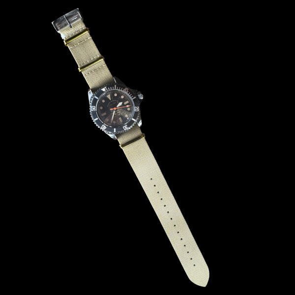 画像2: STUDIO D’ARTISAN .＆ VAGUE WATCH Co　コラボレーション時計 (2)