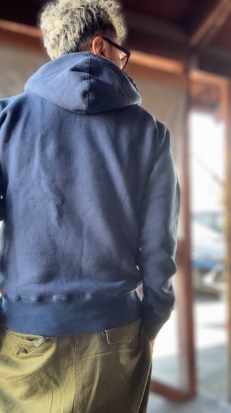 画像9: GUNZ ガンズ 　プリントフードスウェット CATONSVILLE　NAVY (9)