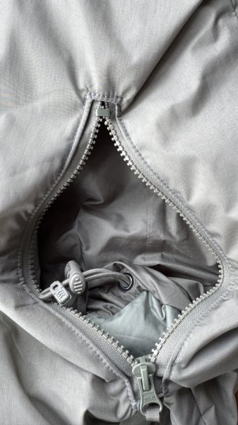 画像8: 2000年代DeadStock.米軍ECWC Parka　GEN  III LEVEL7 　　M  LONG (8)