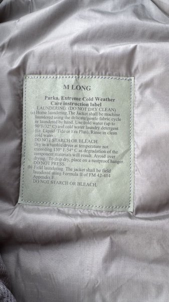 画像10: 2000年代DeadStock.米軍ECWC Parka　GEN  III LEVEL7 　　M  LONG (10)