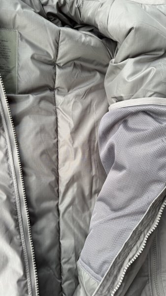 画像11: 2000年代DeadStock.米軍ECWC Parka　GEN  III LEVEL7 　　M  LONG (11)
