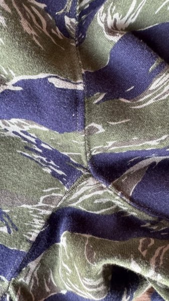 画像6: CUSHMAN（クッシュマン）ＭＩＮＩ　ＰＩＬＥ　ＳＷＥＡＴ　ＳＨＯＲＴＳ　スウェットショートパンツ　タイガーカモ (6)