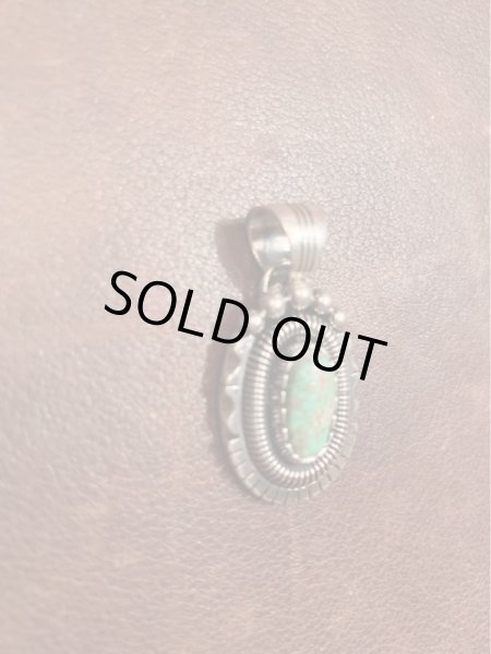 画像3: NAVAJO ナバホ族Derrick Gordon作　CaricoLakeTurquoiseキャリコレイクターコイズペンダントトップ (3)