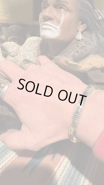 画像6: INDIANJEWELRY  Cippy Crazy Horse(シッピー クレイジーホース) インディアンジュエリー　バングル　ブレス (6)