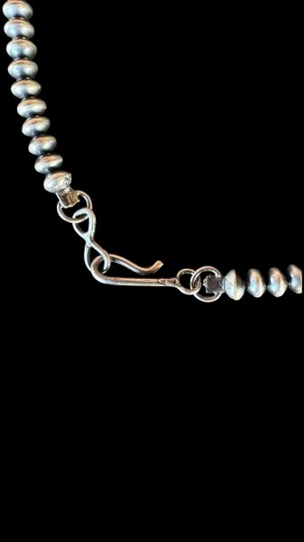 画像4: NAVAJO ナバホ族ナバホ　HAND MADE　シルバーナバホパールビーズネックレス (4)