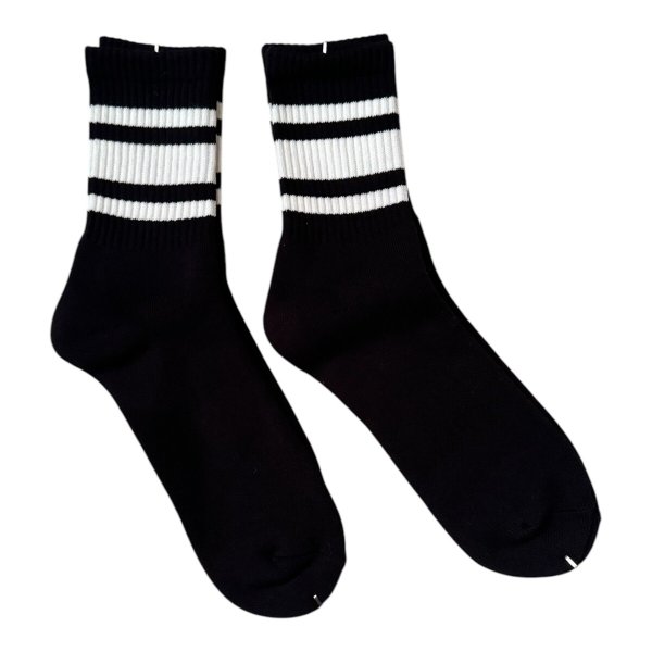 画像2:  TONNY Socks刺繍  靴下 ブラック マルーン (2)