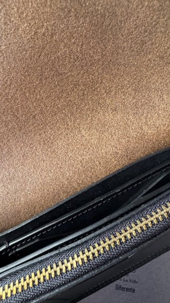 画像7: ITUAIS(イトゥアイス）　MARYAM HORSE BUTT TRUCKER WALLET　 (7)