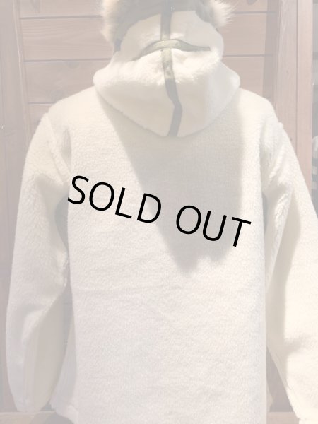 画像2: JELADO(ジェラード)ARCTIC PARKA ホワイト×オリーブ (2)