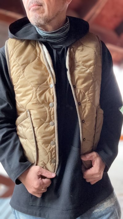 画像1: CUSHMAN クッシュマン QUILTING&FUR REVERSIBLE BOA VEST OLIVE/CREAM