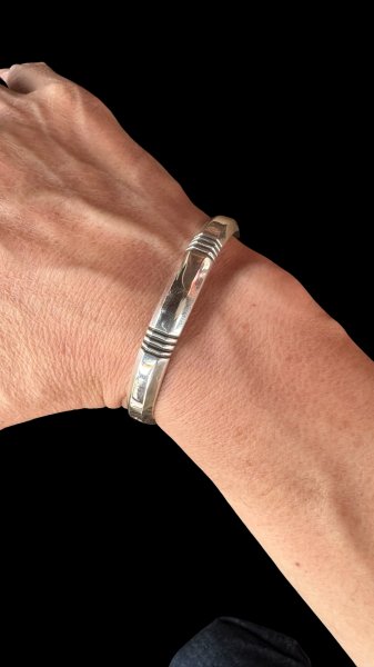 画像6: INDIANJEWELRY  Cippy Crazy Horse(シッピー クレイジーホース) インディアンジュエリー　バングル　ブレス (6)