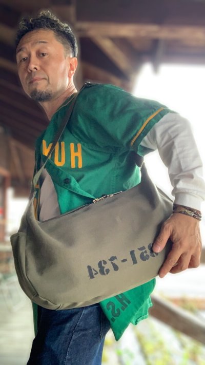 画像1: CUSHMAN クッシュマン　CANVAS MESSENGER BAG　キャンバスメッセンジャーバッグ　OLIVE