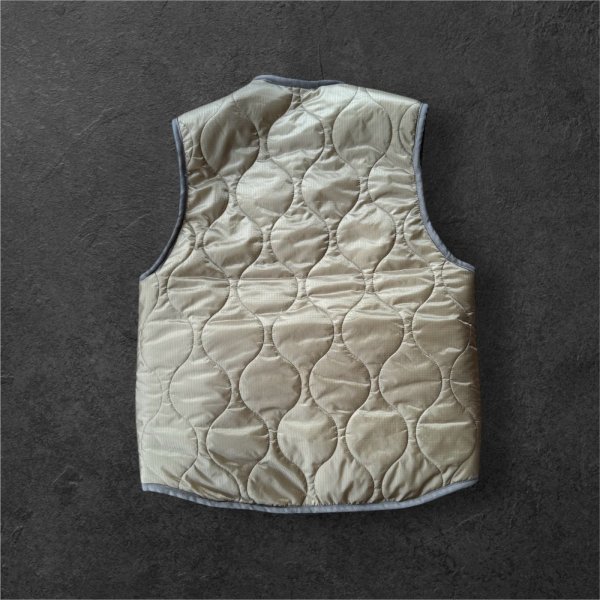 画像2: CUSHMAN　クッシュマン QUILTING&FUR　REVERSIBLE BOA VEST OLIVE/CREAM (2)