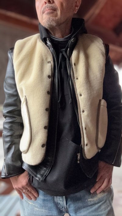 画像2: CUSHMAN　クッシュマン QUILTING&FUR　REVERSIBLE BOA VEST OLIVE/CREAM