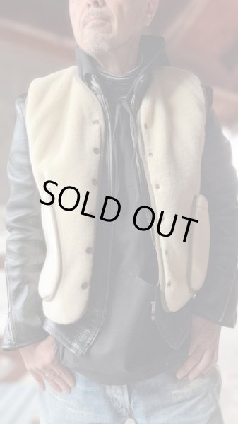画像8: CUSHMAN　クッシュマン QUILTING&FUR　REVERSIBLE BOA VEST OLIVE/CREAM (8)