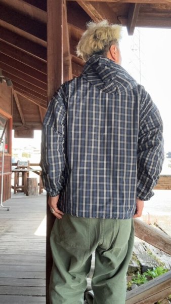 画像9: GYPSY&SONS ESTEL CHECK DEW PARKA NAVY (9)