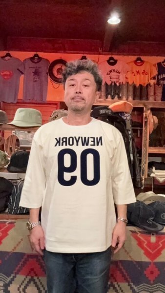 画像10: HIGHWAY NINE ハイウェイナイン  10/-TENJIKU ROUGH FIT FOOT BALL PRINT TEE NEW YORK WHITEホワイト/BLACKブラック (10)