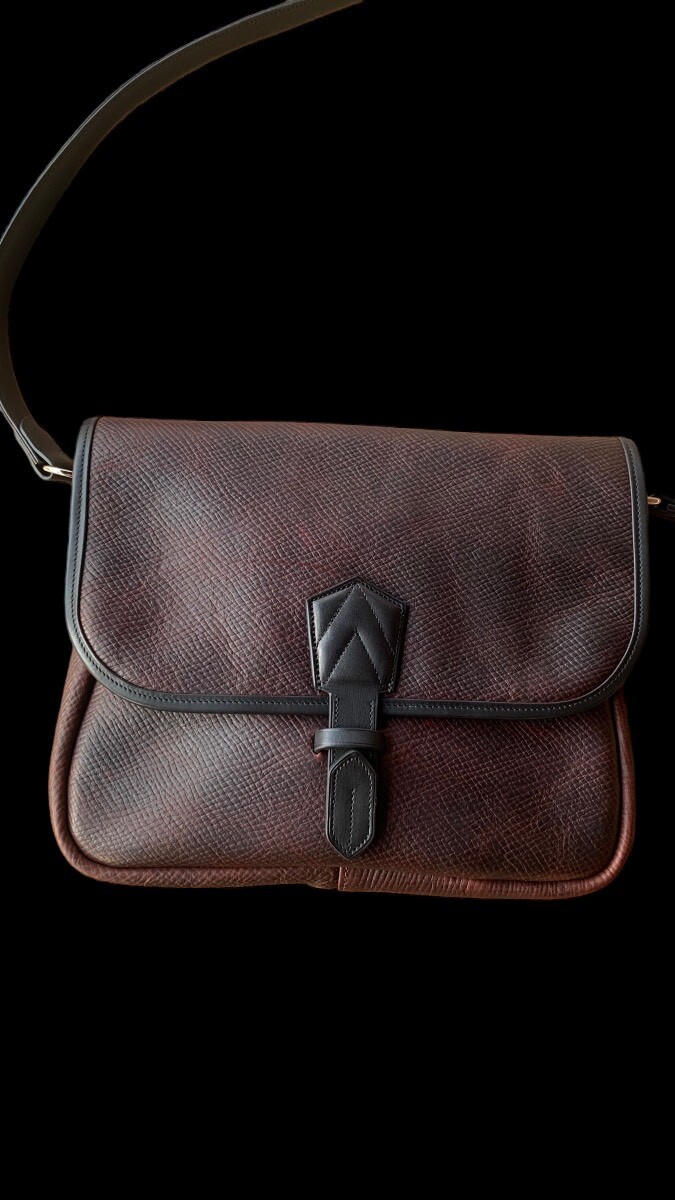 ITUAIS(イトゥアイス） Russian cross doard Carlos Shoulder Bag